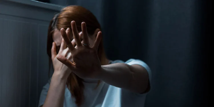 Θεσσαλονίκη: Καταδικάστηκε πατέρας που πέταξε παντόφλα στην κόρη του