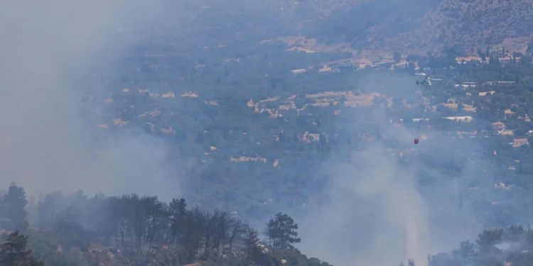 Φωτιά στη Χίο: Συνελήφθη οικιακή βοηθός για εμπρησμό από αμέλεια – Ισχυρίζεται ότι προσπάθησε να σβήσει τσιγάρο