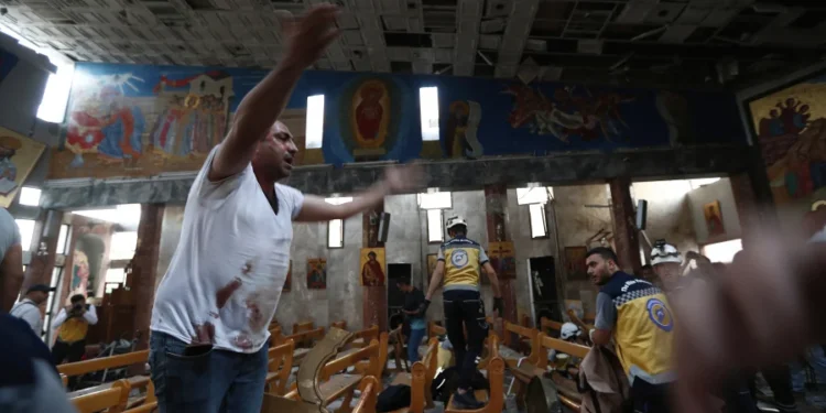 «Φοβόμαστε»: Βοήθεια από την Ελλάδα ζητά η ελληνική κοινότητα στη Συρία μετά την επίθεση σε χριστιανική εκκλησία