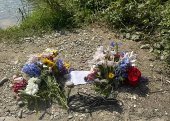 «Προάγεται στην ΣΤ’ Δημοτικού και στην αιωνιότητα των παιδικών μας αναμνήσεων» – Σπαρακτικό αντίο στον 12χρονο στην Άρτα