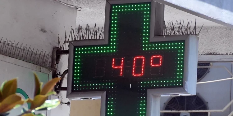 Πότε μπαίνει η χώρα στον… κλίβανο – Θερμοκρασίες έως 41 βαθμούς και μεγάλος κίνδυνος πυρκαγιών