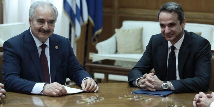 Η κρίσιμη συνάντηση Μητσοτάκη – Πλεύρη: Η Ελλάδα δεν είναι ξέφραγο αμπέλι