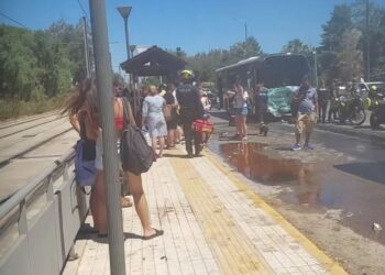 Βούλα: Σύγκρουση λεωφορείων στην παραλιακή – Στους 32 οι τραυματίες – 3 σε σοβαρή κατάσταση