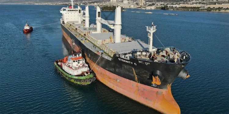 Δύο νεκροί σε ελληνόκτητο πλοίο στην Ερυθρά Θάλασσα μετά από επίθεση ανοικτά της Υεμένης