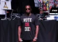 Sean «Diddy» Combs: Θριαμβευτική υποδοχή στη φυλακή μετά την αθώωση για sex trafficking – «Δεν είχαμε δει ποτέ κανέναν να νικά την κυβέρνηση»