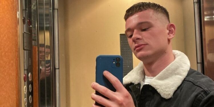 Αγρίνιο: «Βοήθεια, καίγομαι», φώναζε ο 21χρονος