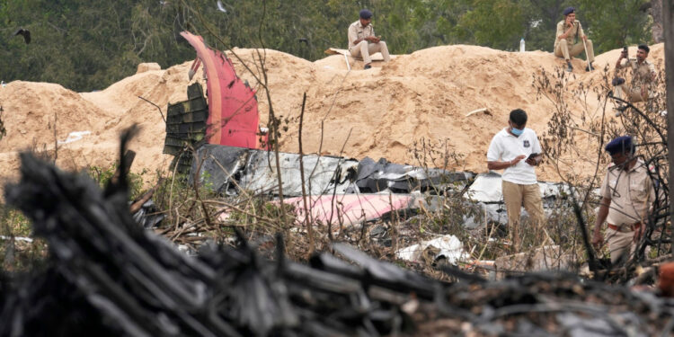 Νέα θεωρία για τη συντριβή της Air India: Ο πιλότος έπασχε από κατάθλιψη