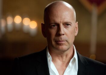 Bruce Willis: Δεν μπορεί πλέον να μιλήσει, να διαβάσει ή να περπατήσει λόγω επιδείνωσης της άνοιας