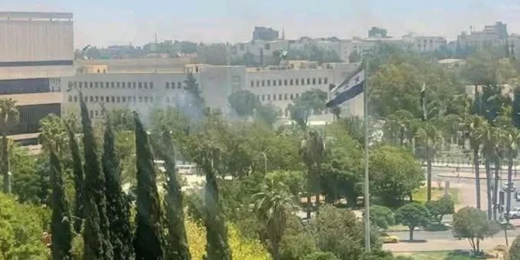 Ισραηλινή επιδρομή στη Δαμασκό: Χτυπήσαμε το αρχηγείο του Γενικού Επιτελείου Στρατού της Συρίας, λένε οι IDF