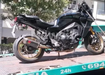 Καισαριανή: «Τους βρήκαμε αναίσθητους κάτω από το φορτηγό» λέει η αδερφή της 25χρονης που σκοτώθηκε σε τροχαίο