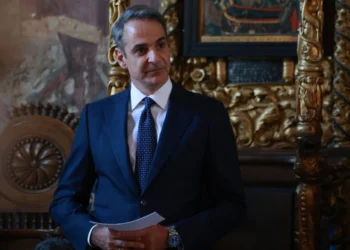 Στο Άγιον Όρος ο Μητσοτάκης: Στηρίζω την πνευματική αποστολή σας – Ανακοίνωσε έργα 100 εκατ. από ΕΣΠΑ