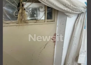 Μέγαρα: Έτρεξαν στα χωράφια για να σωθούν τα 3 μέλη της οικογένειας που μαχαιρώθηκαν από τον 37χρονο – «Δεν είναι κακός άνθρωπος»