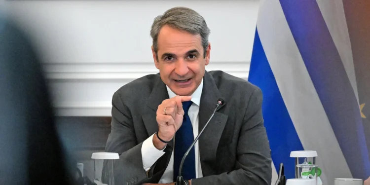 Μητσοτάκης: Η Ελλάδα μπαίνει στον μηχανισμό SAFE, διεκδικεί €1,2 δισ για την άμυνα – «Η ασφάλεια της πατρίδας είναι εθνική υπόθεση»