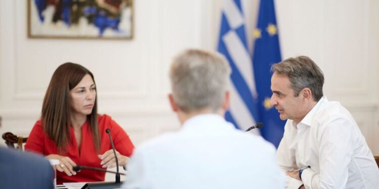 Τον Σεπτέμβριο διαγράφονται οι πρώτοι «αιώνιοι φοιτητές» – Μητσοτάκης: Σημαντική εκκαθάριση των καταλόγων των ανενεργών φοιτητών από τις δεκαετίες του ’50 και του ’60