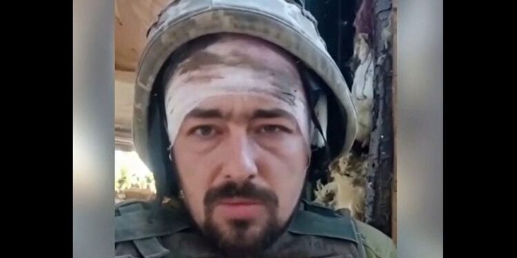 Συγκλονιστικό βίντεο αποχαιρετισμού Ουκρανού στρατιώτη: «Δεν θα επιστρέψω, αντίο»