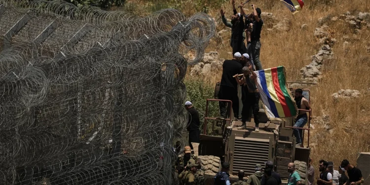 Ποιοι είναι οι Δρούζοι και γιατί τους προστατεύει το Ισραήλ; – Η άγνωστη θρησκευτική ομάδα της Μέσης Ανατολής