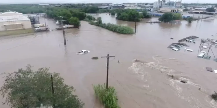Τέξας: Έφτασαν τους 82 οι νεκροί από τις πλημμύρες, ανάμεσά τους και 28 παιδιά – Δύσκολο το έργο των διασωστών