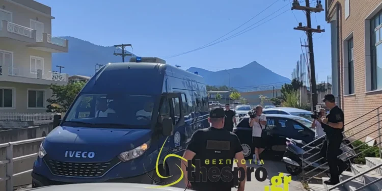 Εγκληματική οργάνωση από 14 τελωνειακούς στο Μαυρομμάτι Θεσπρωτίας- Εκαναν ελέγχους μόνο σε όσους δεν πλήρωναν: Από 5- 200 ευρώ η ταρίφα