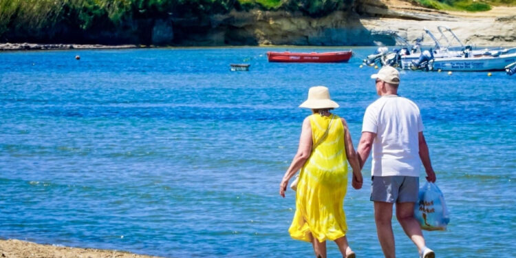 Voucher διακοπών 200 ευρώ – Thessaly Evros Pass: Ανοίγει σήμερα η πλατφόρμα