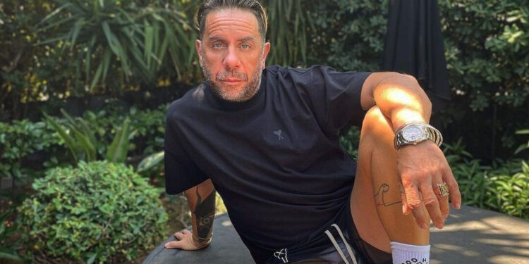 Γιώργος Μαζωνάκης: Παραισθήσεις και απειλές – Οι δραματικές στιγμές μεταφοράς του στο Δρομοκαΐτειο