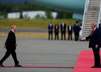 CNN: Καμία συμφωνία στην Αλάσκα, αλλά ο Πούτιν αποχώρησε με δύο σημαντικές νίκες