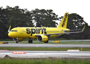 «Βάρεσε κανόνι» η αμερικανική Spirit Airlines: Οικονομική «συντριβή» και νέο αίτημα πτώχευσης