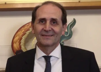 Πέθανε ο Απόστολος Βεσυρόπουλος – Υπέστη ανακοπή καρδιάς σε ηλικία 59 ετών