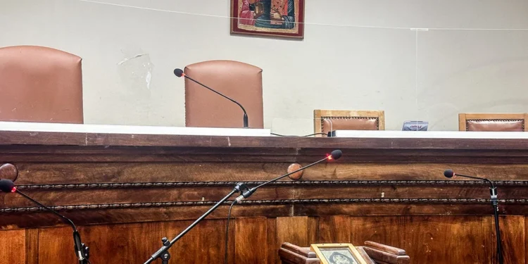 Δίκη Novartis: Την ενοχή της «Αικατερίνης Κελέση» και του «Μάξιμου Σαράφη» για ψευδείς καταθέσεις ζήτησε η εισαγγελέας