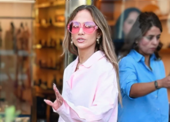 H Τζένιφερ Λόπεζ «έφαγε πόρτα» σε κατάστημα της Chanel στην Κωνσταντινούπολη επειδή… δεν την αναγνώρισαν – Πώς τους «εκδικήθηκε»