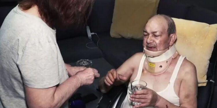 Ίλιον: Έδειραν 71χρονο καρκινοπαθή για να του πάρουν 500 ευρώ – Τον πέταξαν από τις σκάλες