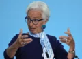 Η οικονομία της Ευρώπης δεν θα αναπτυχθεί χωρίς μετανάστες, προειδοποιεί η Λαγκάρντ