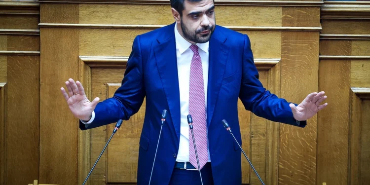 Μαρινάκης σε Ανδρουλάκη: Να ανασκευάσετε και να αποσύρετε τους προσβλητικούς χαρακτηρισμούς εις βάρος μου