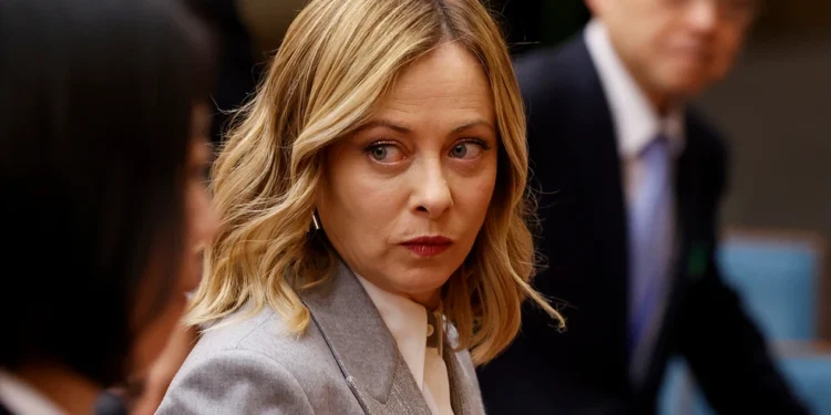 Σάλος στην Ιταλία: Φωτογραφίες της Μελόνι και άλλων γυναικών σε πορνογραφική πλατφόρμα – «Να τιμωρηθούν αυστηρά»