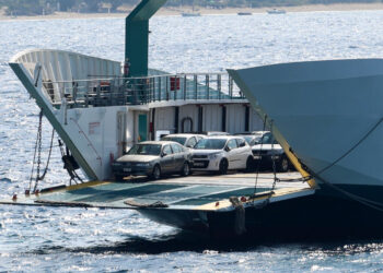 Νέα Στύρα – «Κανείς δεν μας ενημέρωσε, τα παιδιά έκλαιγαν», αποκαλύπτει επιβάτης