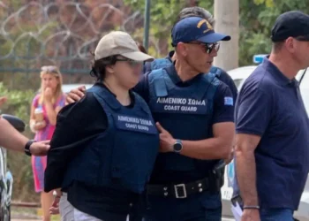 Παλαιό Φάληρο: Προφυλακίστηκε η 32χρονη για τη δολοφονία της κόρης της – «Θεώρησα ότι η Τζένα ήταν νεκρή, πανικοβλήθηκα» είπε στην απολογία της