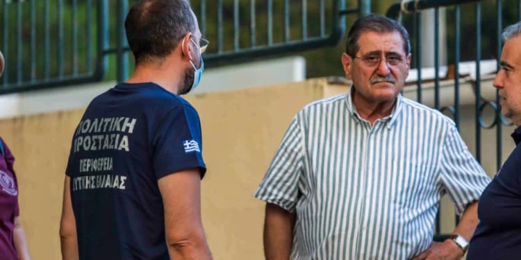 Όσοι αγνόησαν το 112 έσωσαν τα σπίτια τους, είπε ο Πελετίδης ενώ ο πρόεδρος της ΔΕΥΑΠ είπε ότι «για την πυρκαγιά φταίνε τα αστικά κόμματα»