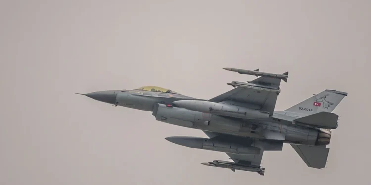 Εντείνει τις προκλήσεις στο Αιγαίο η Τουρκία: 408 παραβιάσεις και 140 παραβάσεις καταγράφηκαν τους πρώτους 7 μήνες του έτους