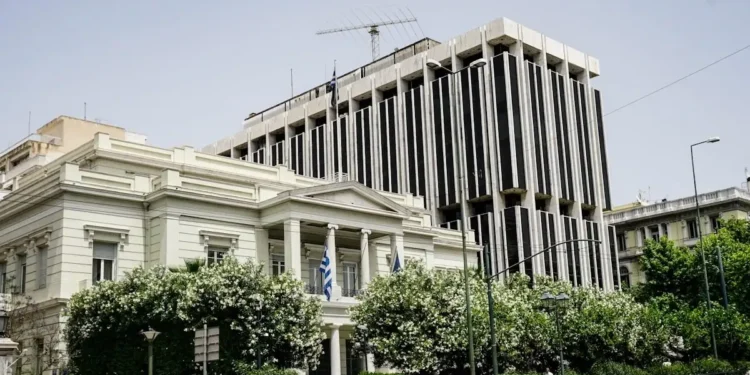 Η Αθήνα καταρρίπτει τους ισχυρισμούς της Λιβύης – Απαντά στη ρηματική διακοίνωση με χάρτες στον ΟΗΕ