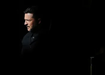 Ζελένσκι: Πρώτα οι εγγυήσεις ασφαλείας, μετά η συνάντηση με τον Πούτιν – «Όχι» στη Βουδαπέστη