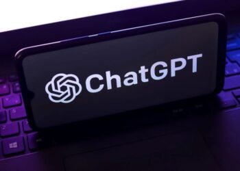 «ChatGPT, ποιες μετοχές πρέπει να αγοράσω;» – Η τεχνητή νοημοσύνη «μπαίνει» στα χρηματιστήρια