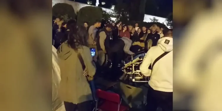 Τέμπη: Στο νοσοκομείο ο απεργός πείνας Δημήτρης Οικονομόπουλος που συμπαραστέκεται στον Πάνο Ρούτσι