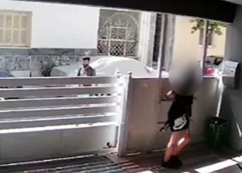 Αιγάλεω: Βίντεο ντοκουμέντο από τη σεξουαλική επίθεση του Σύρου στη 17χρονη – Του φώναζε να φύγει και αυτός αυνανιζόταν