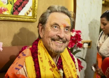 Σοκαριστικό ρεπορτάζ των NYT: Ο πατέρας του Έλον Μασκ, Έρολ, κατηγορείται ότι κακοποίησε σεξουαλικά πέντε παιδιά του