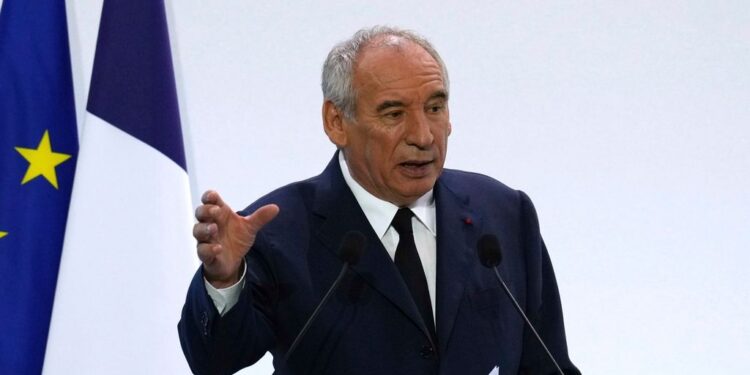 Γαλλία: «SOS» από τους επιχειρηματίες για τη 2η μεγαλύτερη οικονομία της ευρωζώνης