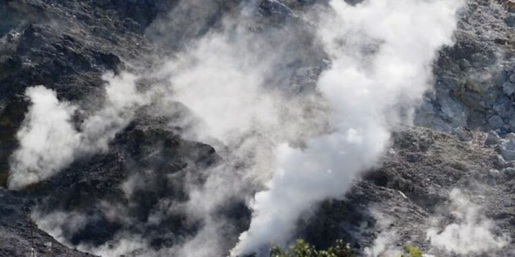 Οι επιστήμονες προειδοποιούν ότι ένα από τα υπερ-ηφαίστεια της Ευρώπης ξυπνά – Ο ρόλος του ΑΙ