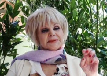 «Έκανα πέντε αμβλώσεις, παραλίγο να πεθάνω σε μία από αυτές, μετάνιωσα που δεν έκανα παιδί»