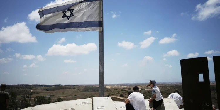 Ισραηλινοί μαθητές βγήκαν στους δρόμους ζητώντας την απελευθέρωση των ομήρων: Καταγγέλλουν την απουσία μιας ειρηνευτικής συμφωνίας