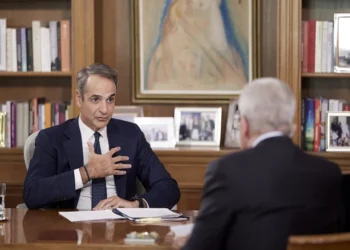 Κυριάκος Μητσοτάκης: Από πατριωτικό φόρο, προτιμώ πατριωτικές φοροαπαλλαγές – Πρωθυπουργό εκλέγει ο λαός, όχι οι παράγοντες