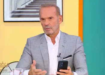 Πέτρος Κωστόπουλος για τον Πάρι Ρούπο: «Έπρεπε να έχει πάρει τον π…ο»