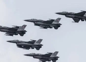 Guardian: Η Πολωνία πιο κοντά σε στρατιωτική σύγκρουση από τον Β’ ΠΠ -Τι θα κάνει το ΝΑΤΟ για τα drones του Πούτιν